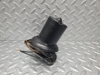 W105 Ponton wiper motor used OEM