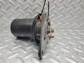 W105 Ponton wiper motor used OEM
