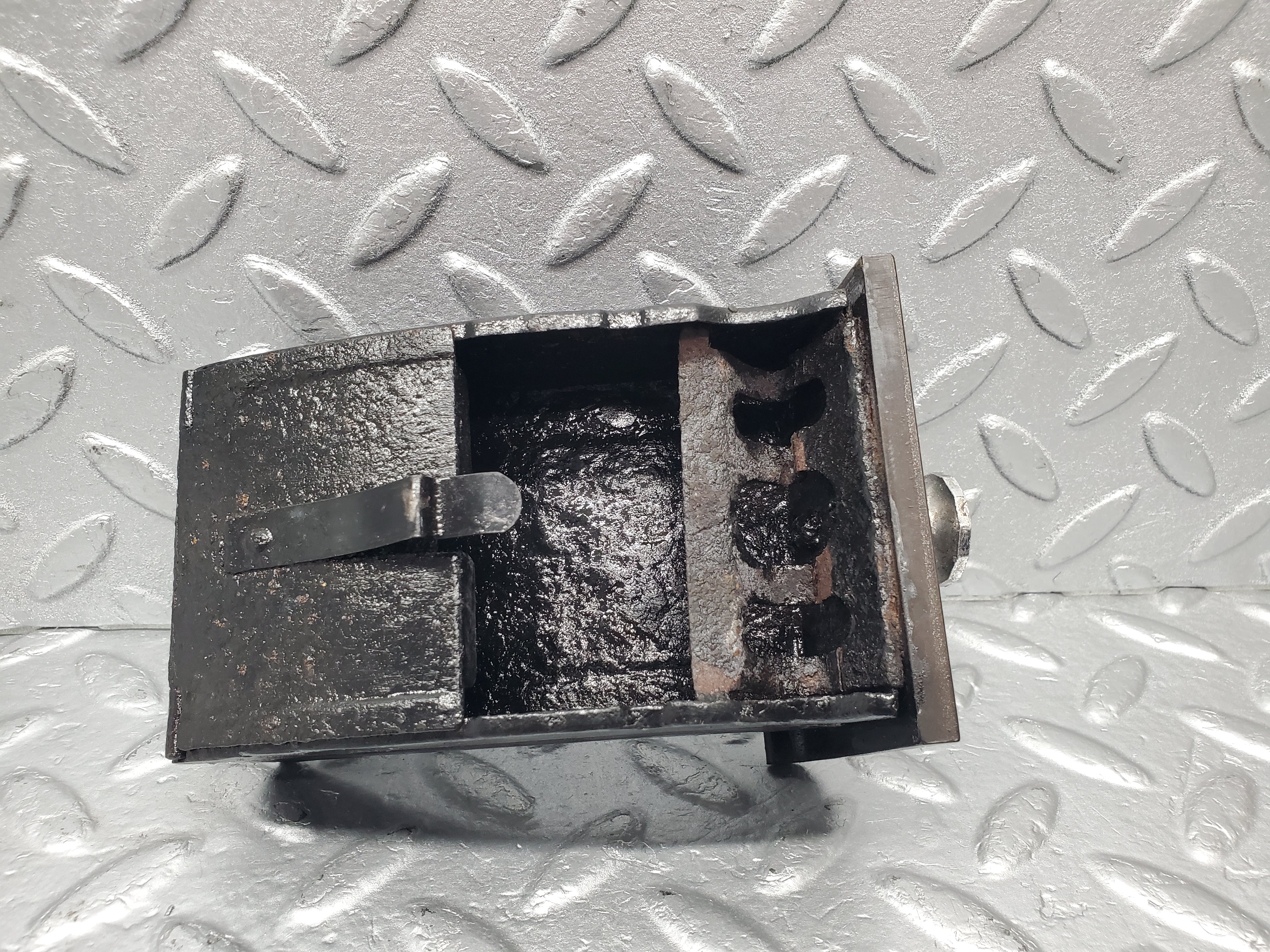 1672 Mercedes-Benz W105 219 PONTON Ashtray