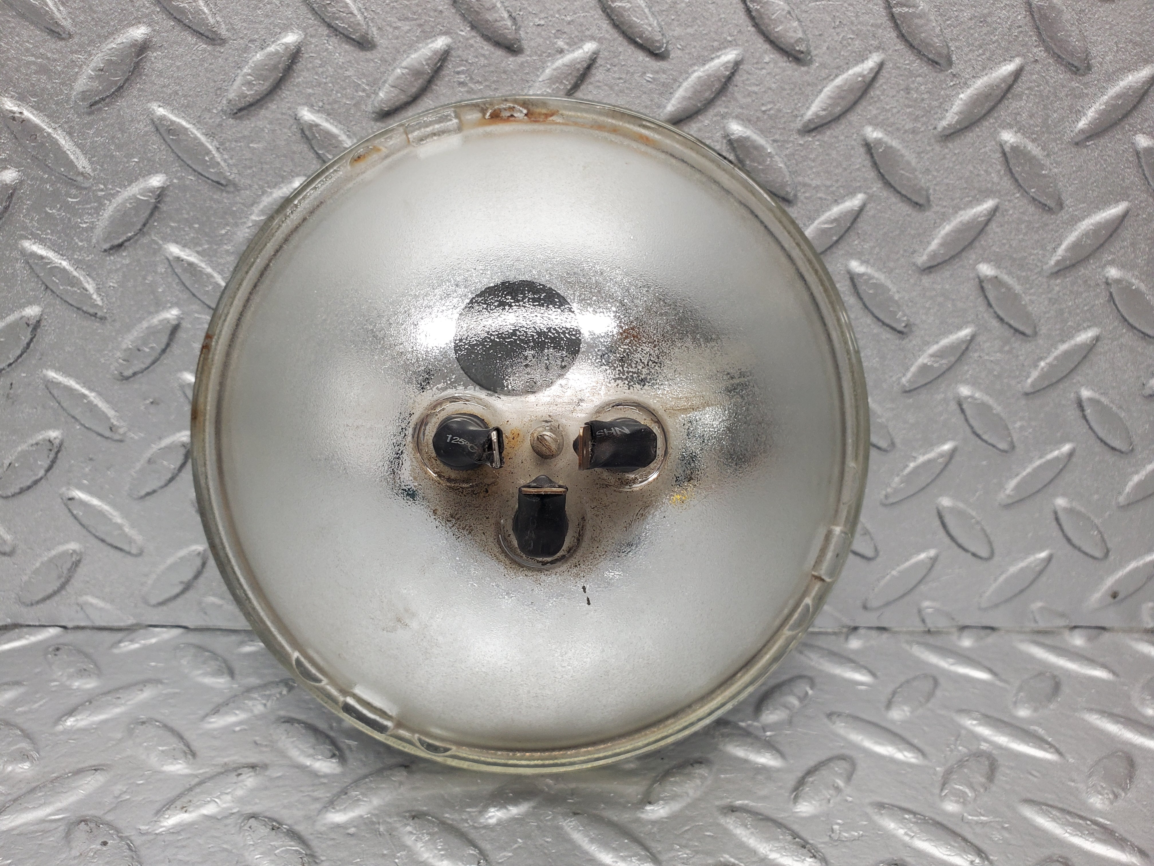 1678 Mercedes-Benz W105 219 PONTON Headlight Bulb