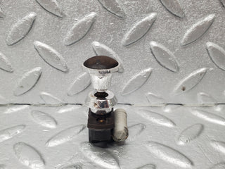 1687 Mercedes-Benz W105 219 PONTON Bakelite Switch