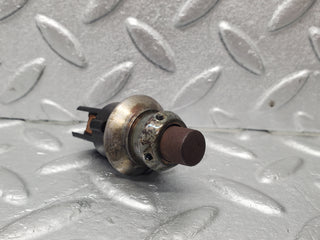 1688 Mercedes-Benz W105 219 PONTON Bakelite Switch