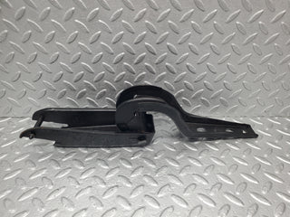 W105 Ponton trunk lid hinges used OEM
