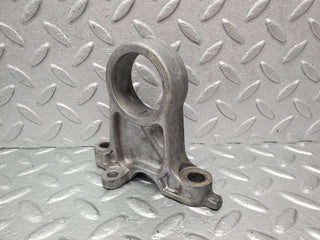 W105 Ponton camshaft bearing tower used OEM