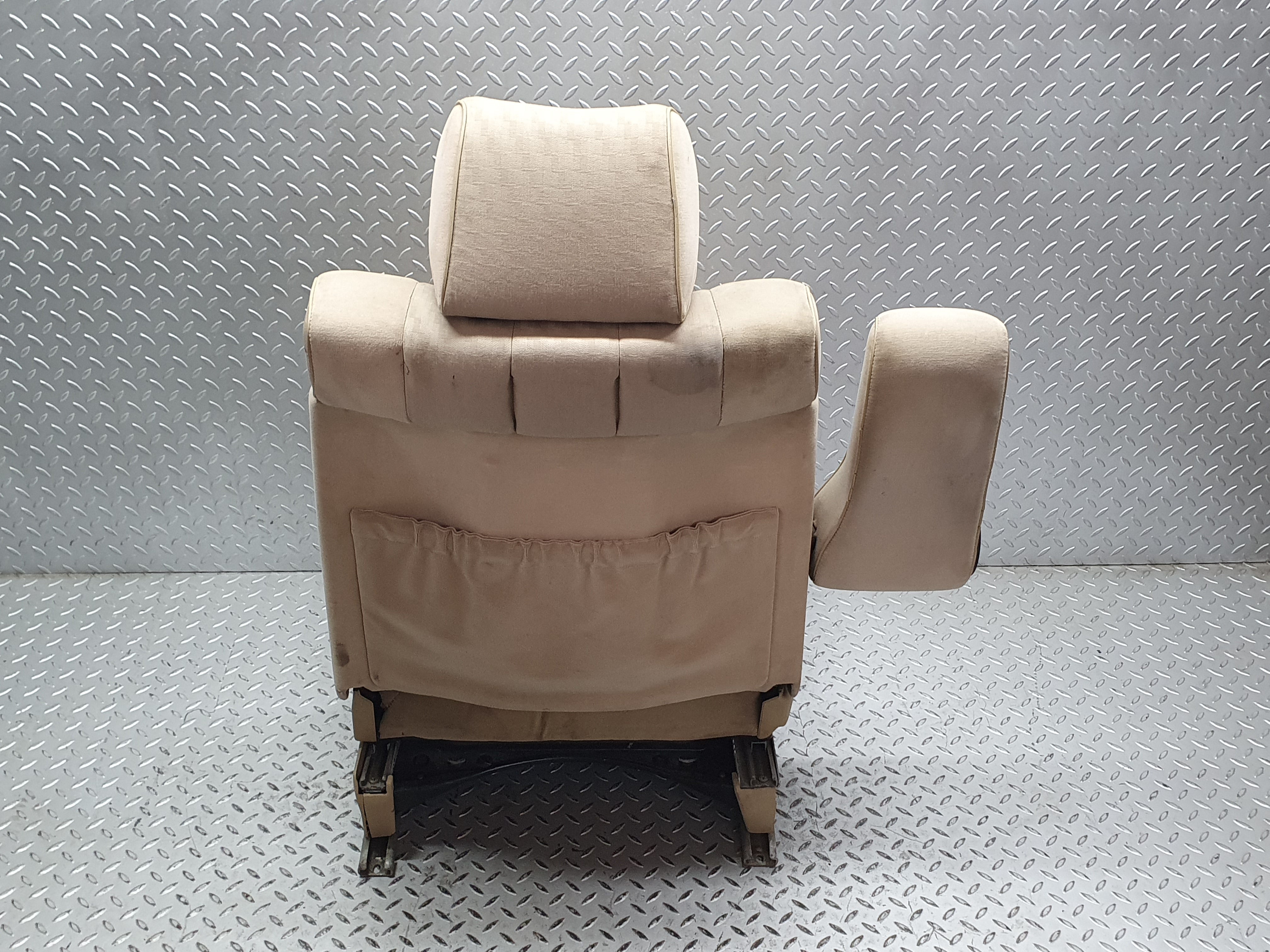 41133 Mercedes-Benz W126 300SE Front Left Seat Passenger Seat Beige 1269102950