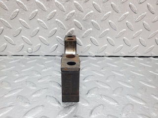 0919 Mercedes-Benz C107 350SLC Coupe Crankshaft Bearing Holder  1160110312