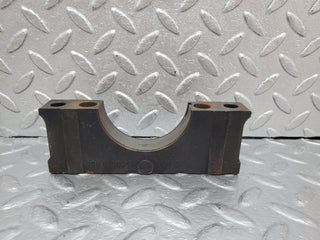 0919 Mercedes-Benz C107 350SLC Coupe Crankshaft Bearing Holder  1160110312