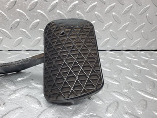 W123 Coupe brake pedal with rubber used OEM