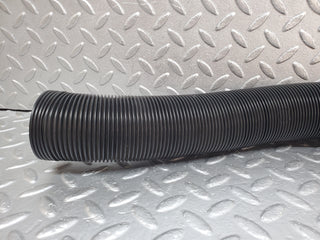 1022 Mercedes-Benz C123 230CE Air Duct Pipe Hose