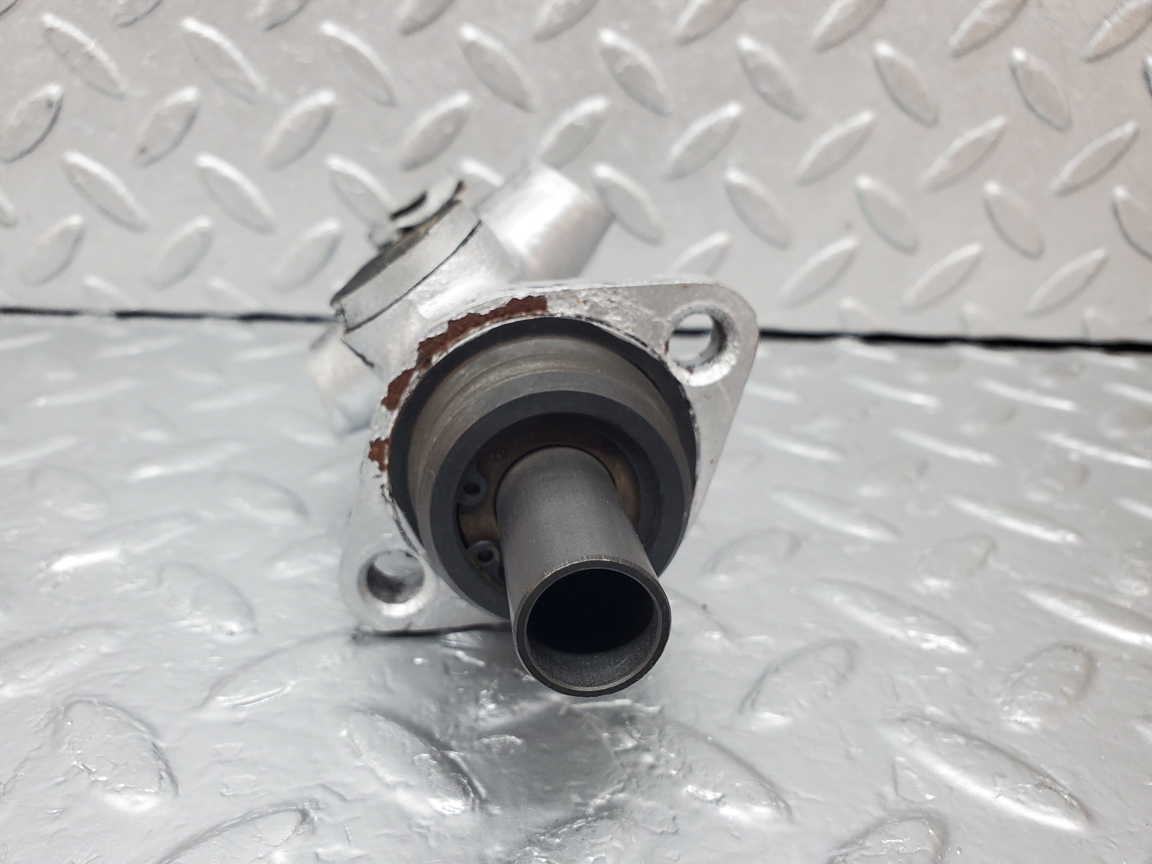 1079 Mercedes-Benz C123 230CE Coupe Brake Master Cylinder