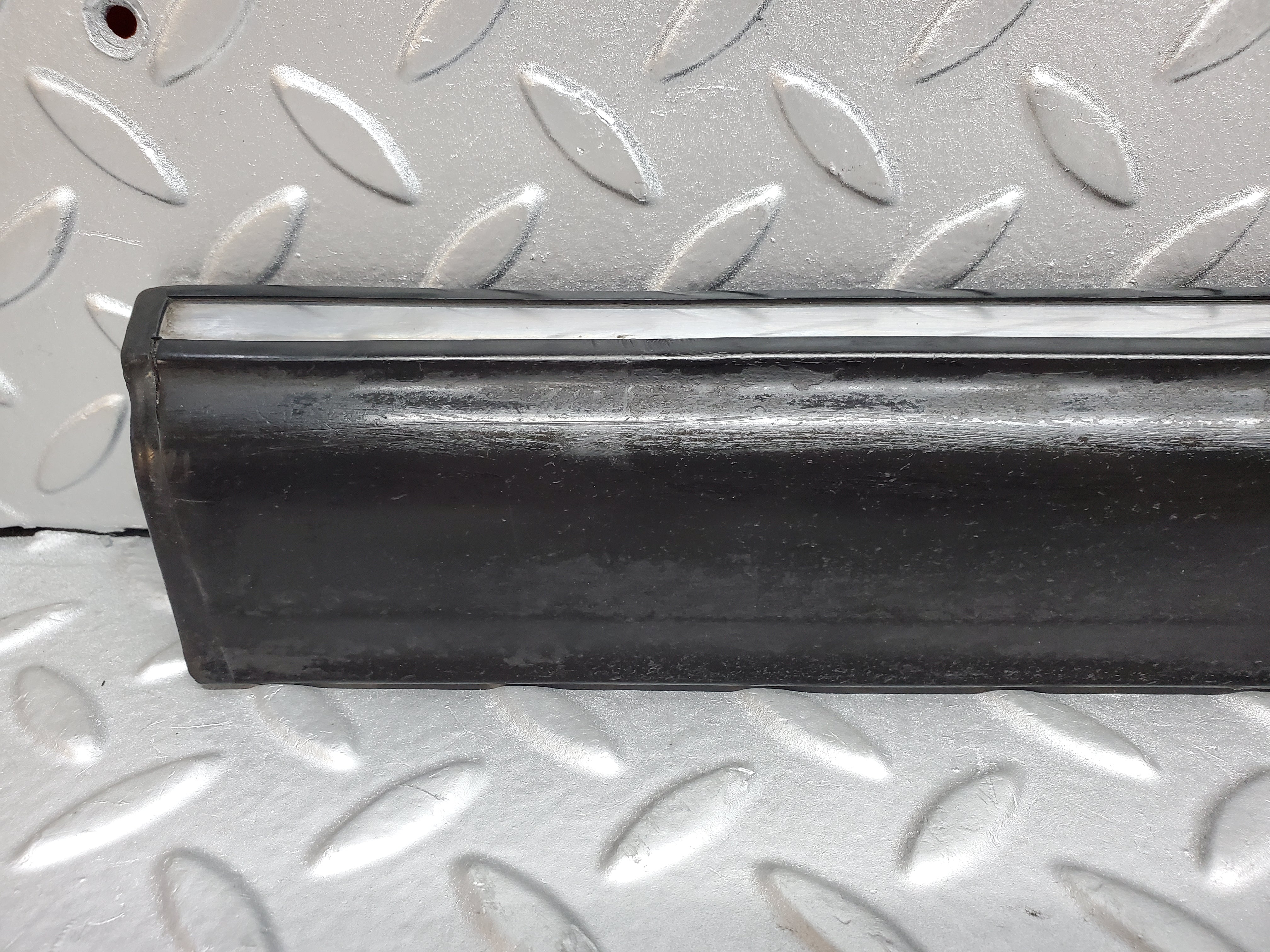 1100 Mercedes-Benz C123 230CE Coupe Left Door Lower Trim 1236903380