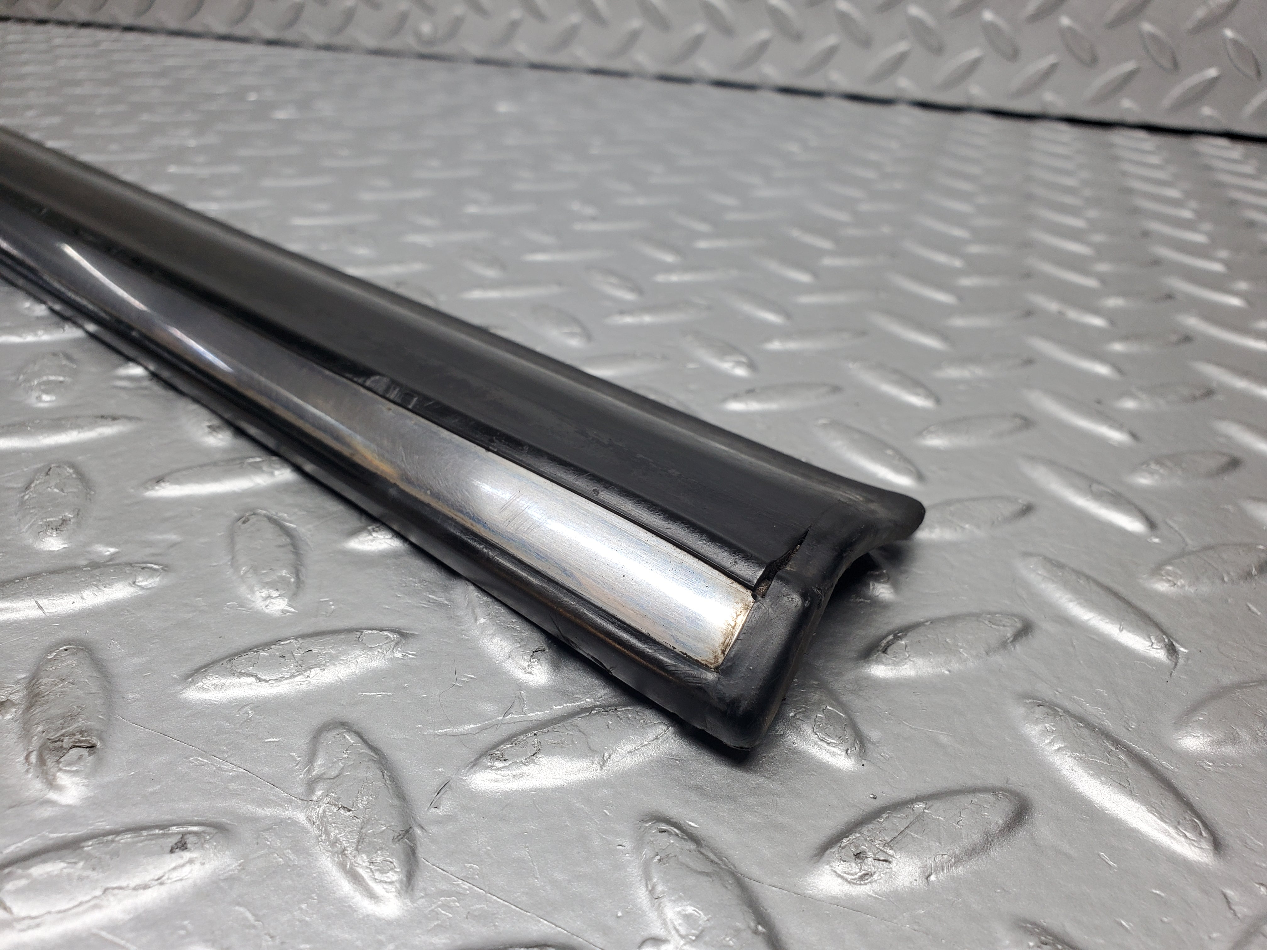 1100 Mercedes-Benz C123 230CE Coupe Left Door Lower Trim 1236903380