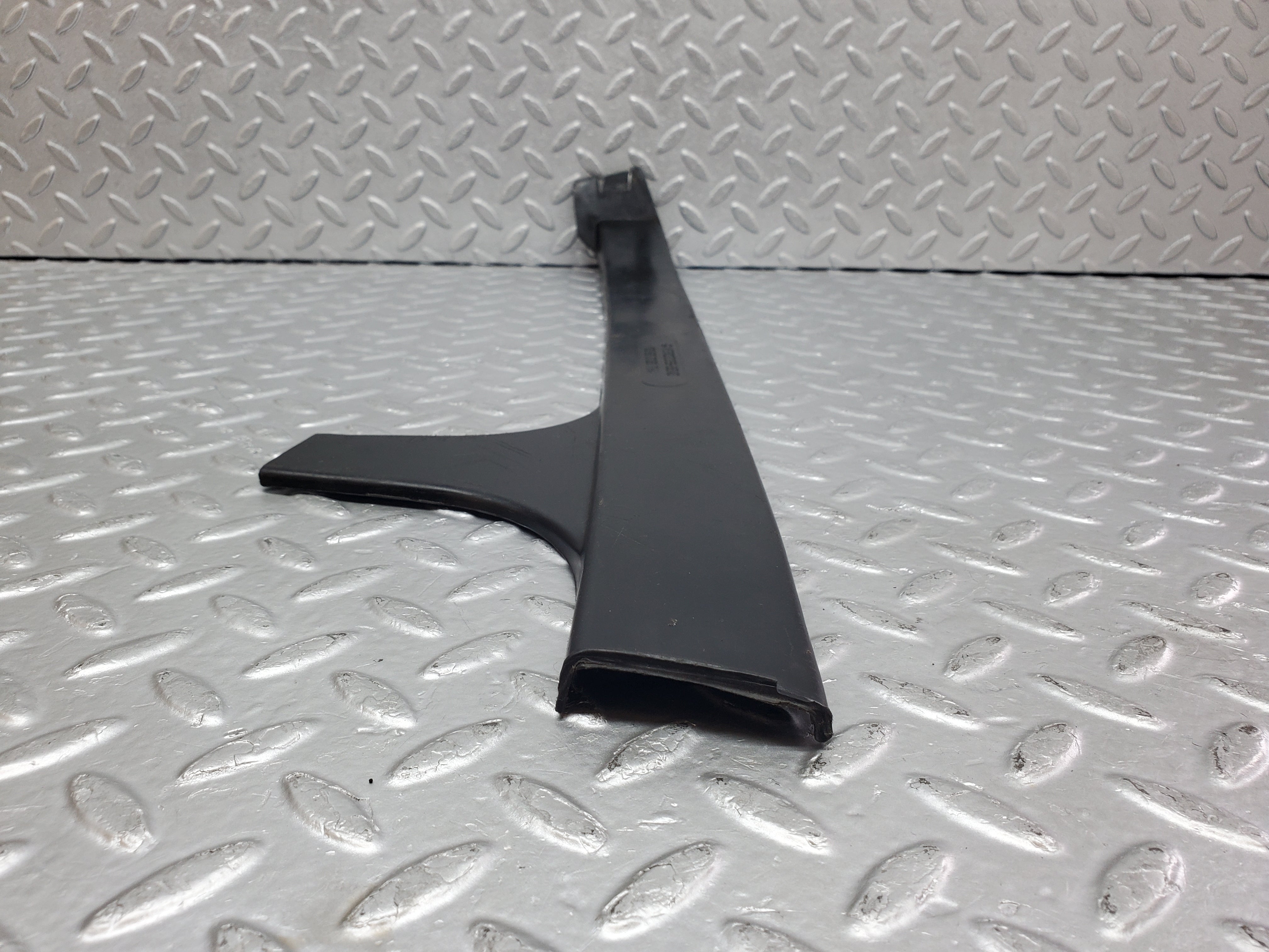 1131 Mercedes-Benz C123 230CE Coupe Cable Channel Cover Rear Left 1238210136