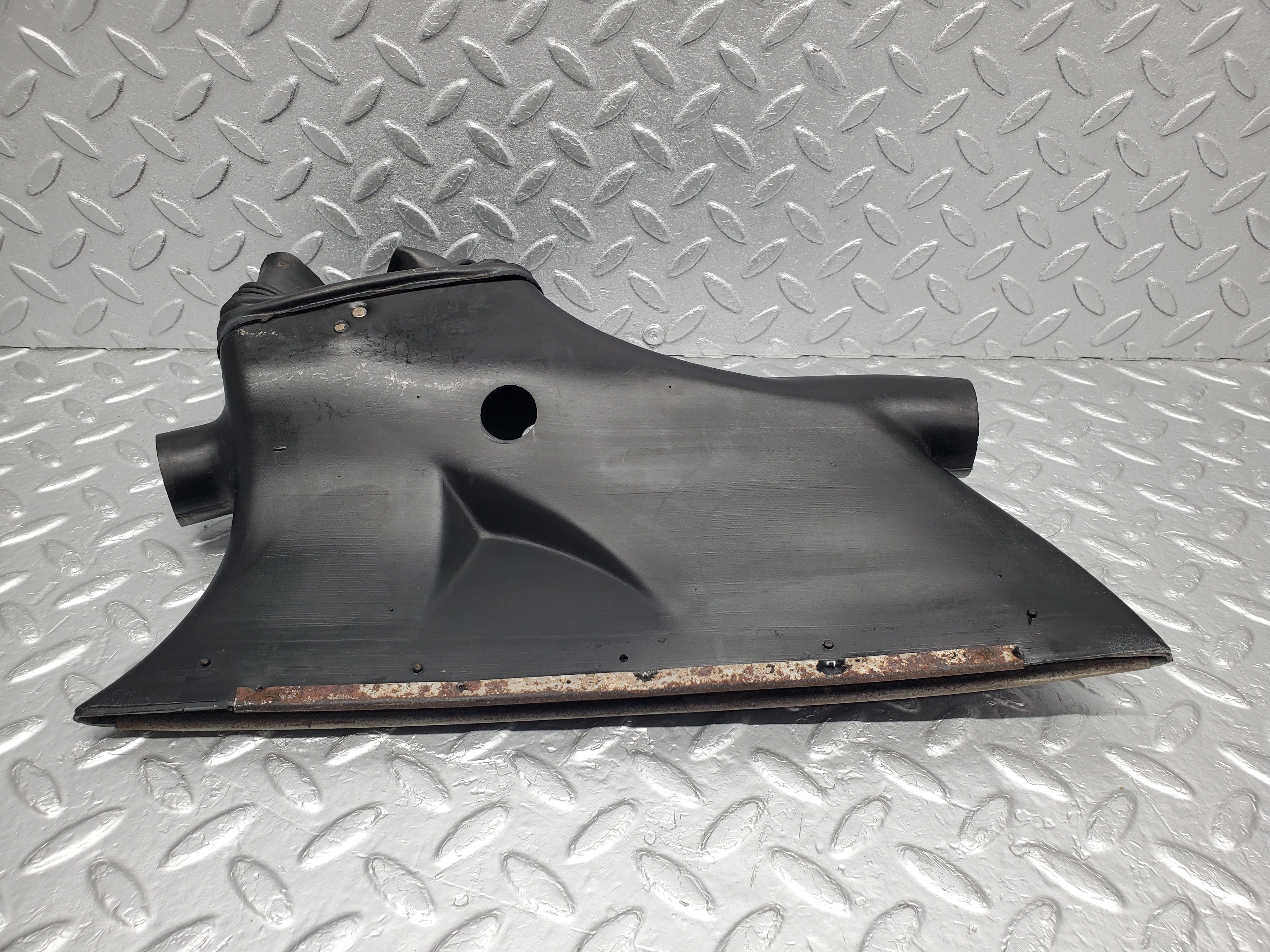 1207 Mercedes-Benz W108 280SE Air Vent Duct Left Side 1088310788