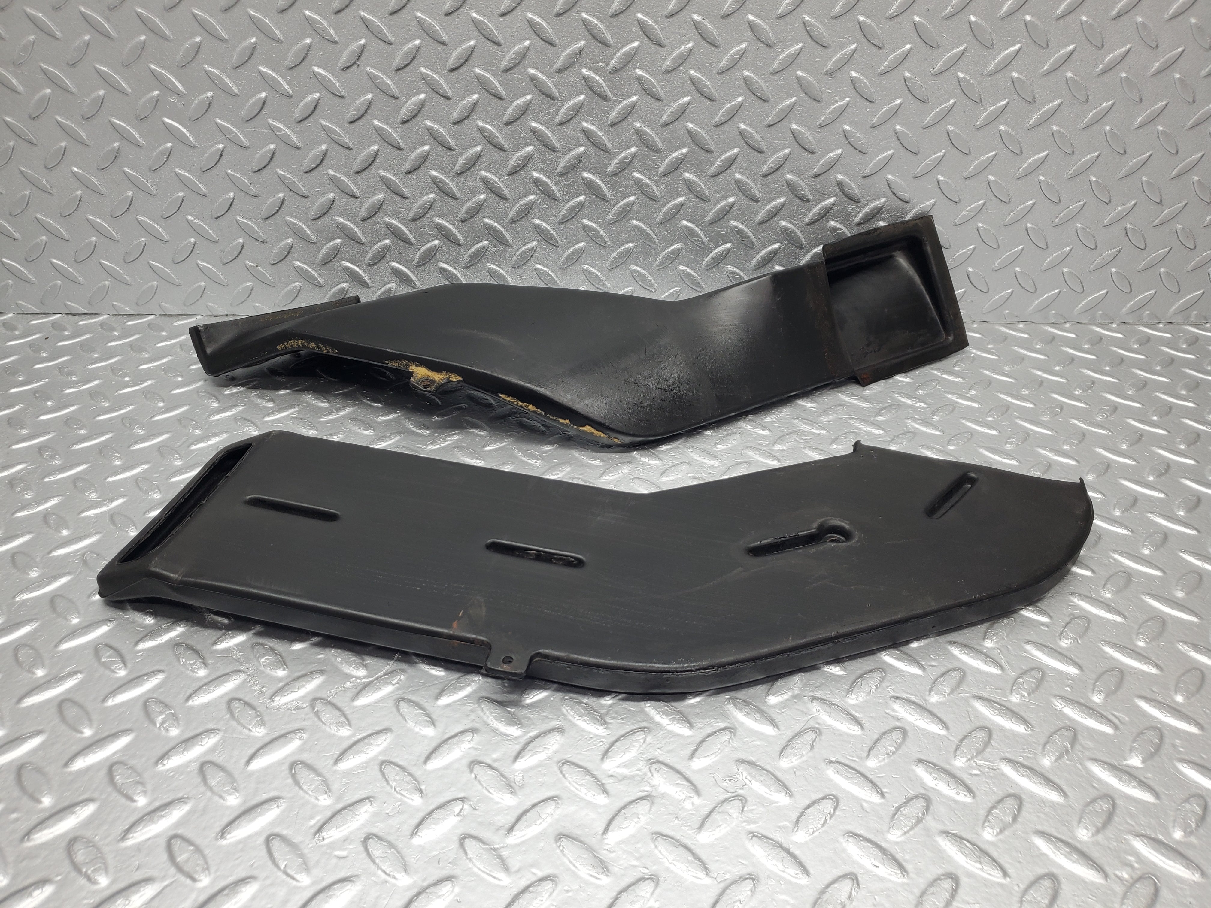 1209 Mercedes-Benz W108 280SE Heater Air Duct Vent Left Side 1088310446