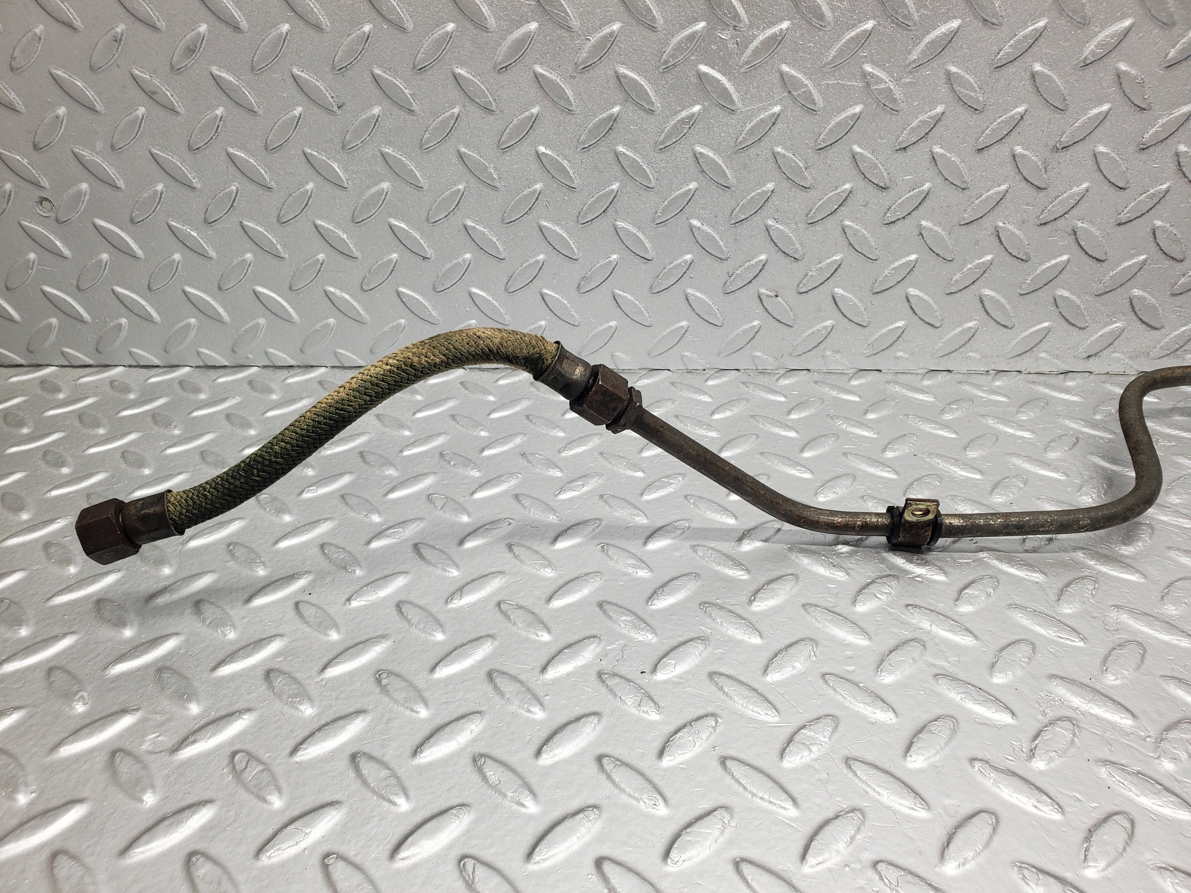 1118 Mercedes-Benz W123 240D Gearbox Oil Hose Pipe