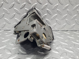 1284 Mercedes-Benz V123 240D Door Lock Mechanism Rear Right 1237330208