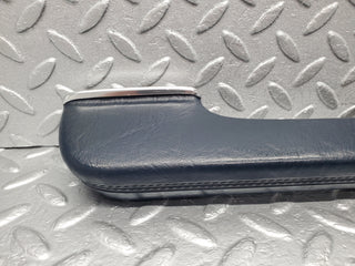 W123 Lang front left interior door handle blue used OEM