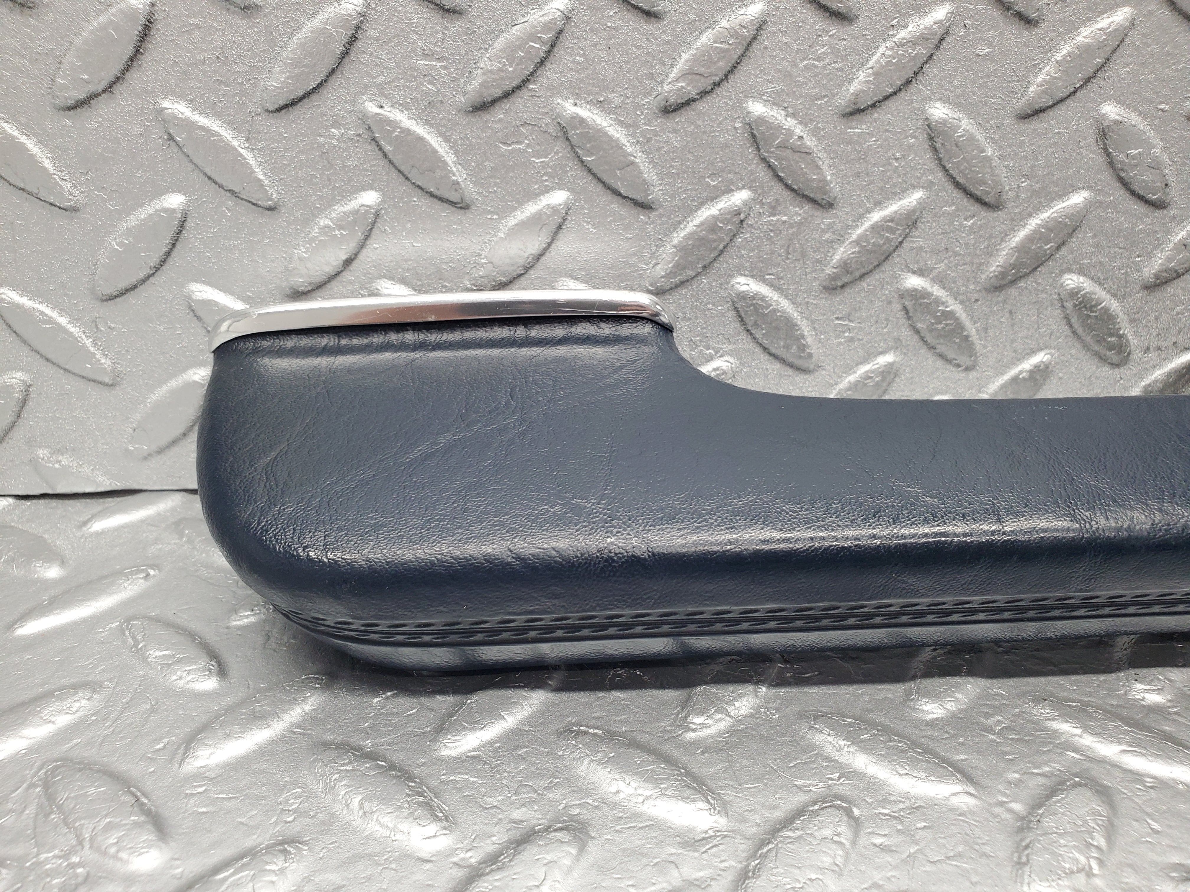 1293 Mercedes-Benz V123 240D Interior Door Handle Front Left Blue 1239701701
