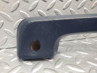 W123 Lang front left interior door handle blue used OEM