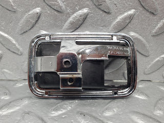 V123 W123 Lang door handle chrome frame left used OEM