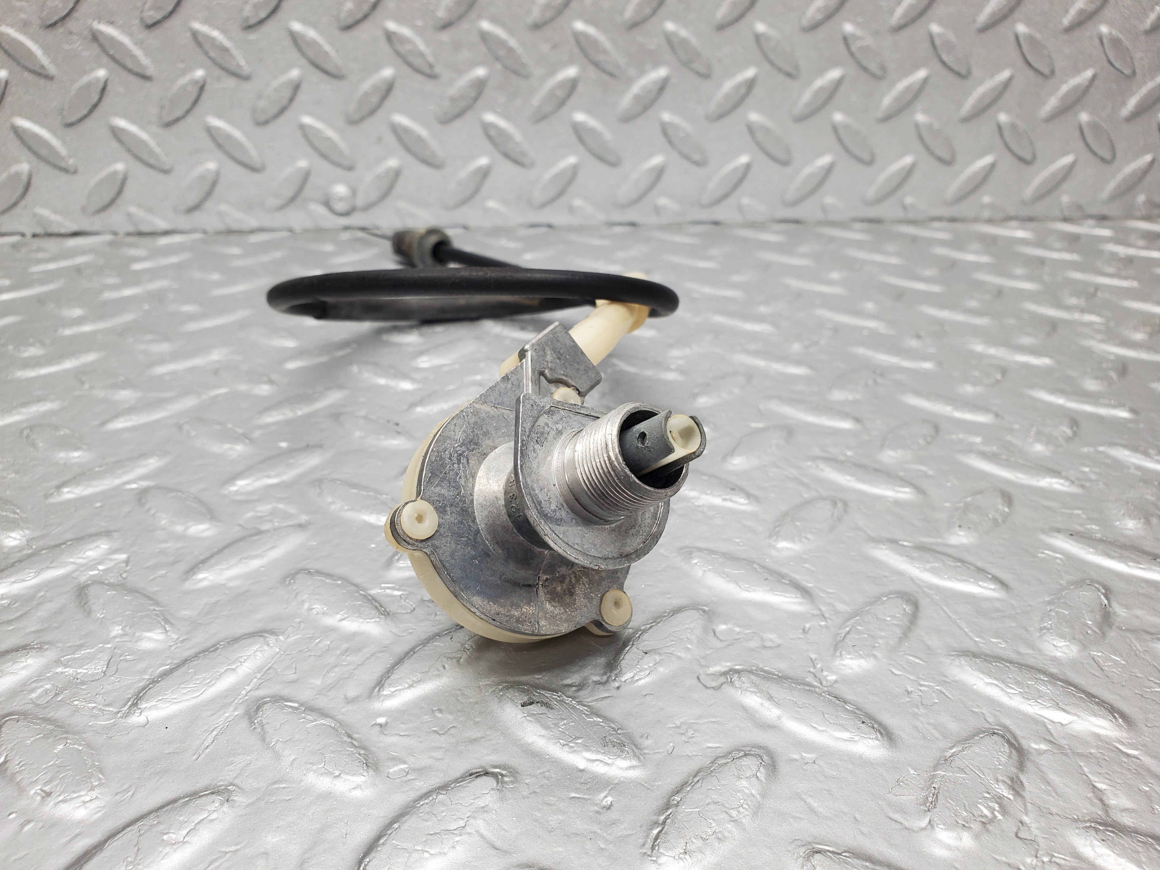 1346 Mercedes-Benz V123 240D LWB Heater Regulator 1238300485
