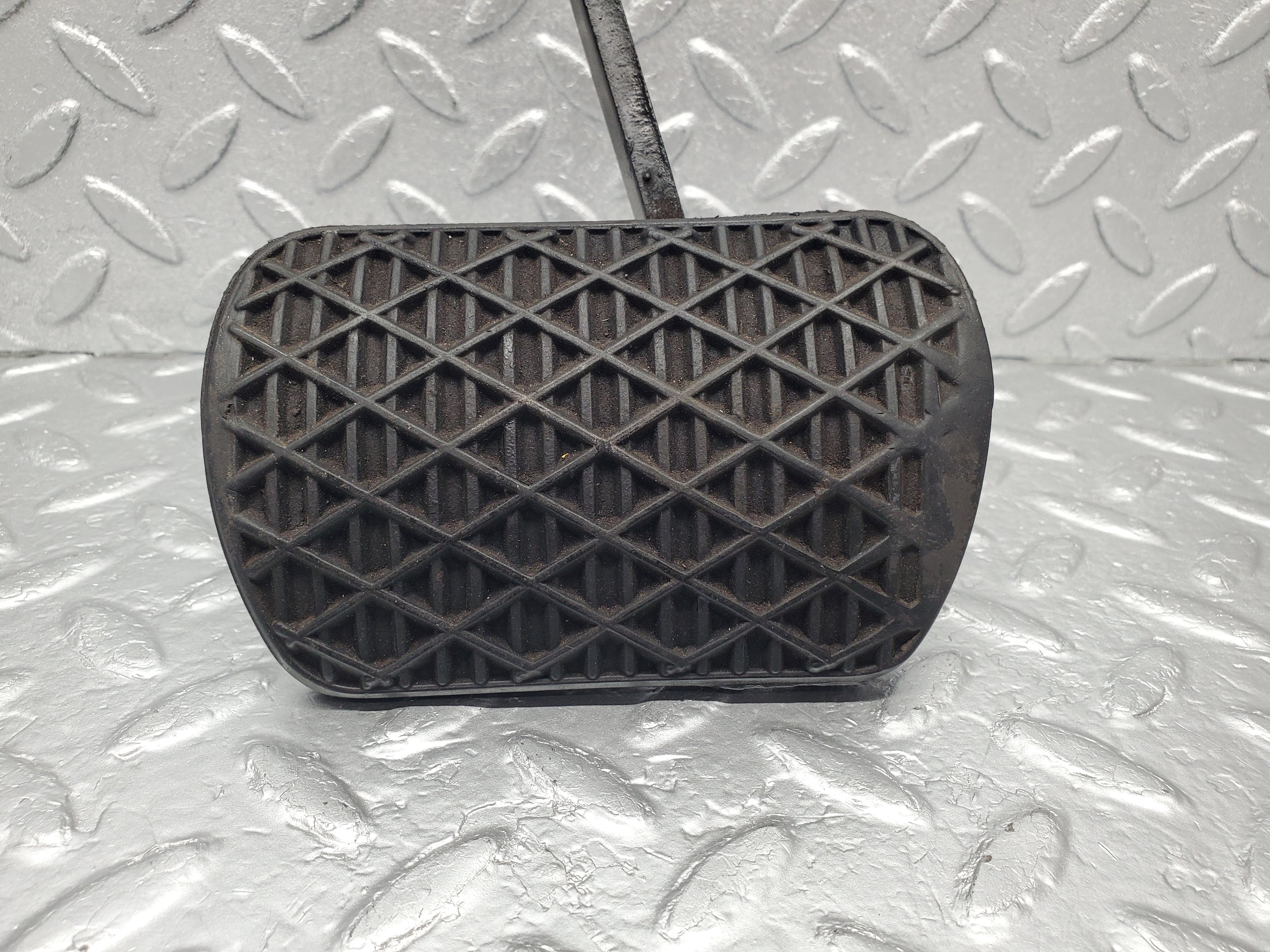1348 Mercedes-Benz V123 240D Brake Pedal