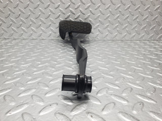 W123 Lang brake pedal used OEM