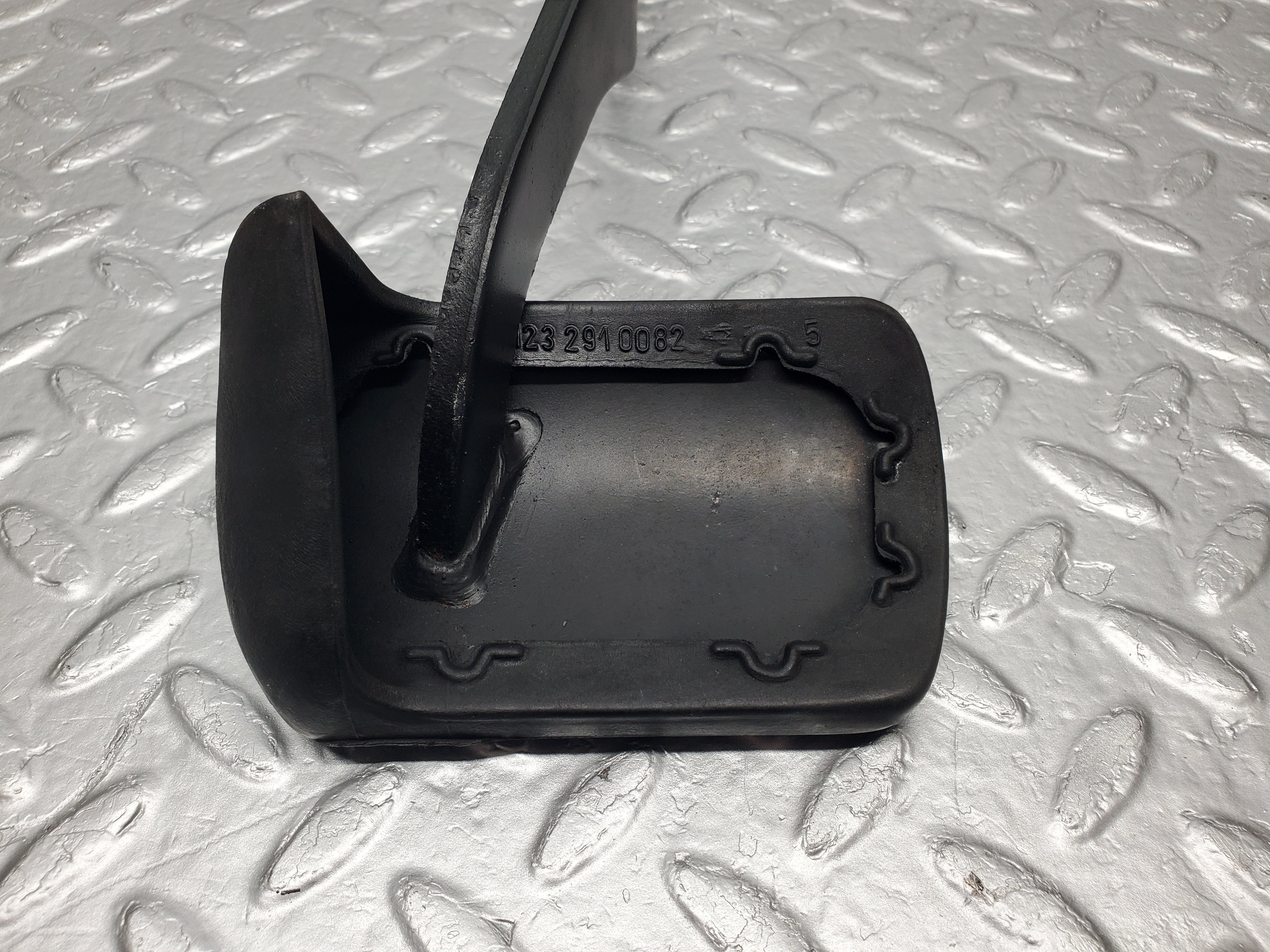 1348 Mercedes-Benz V123 240D Brake Pedal