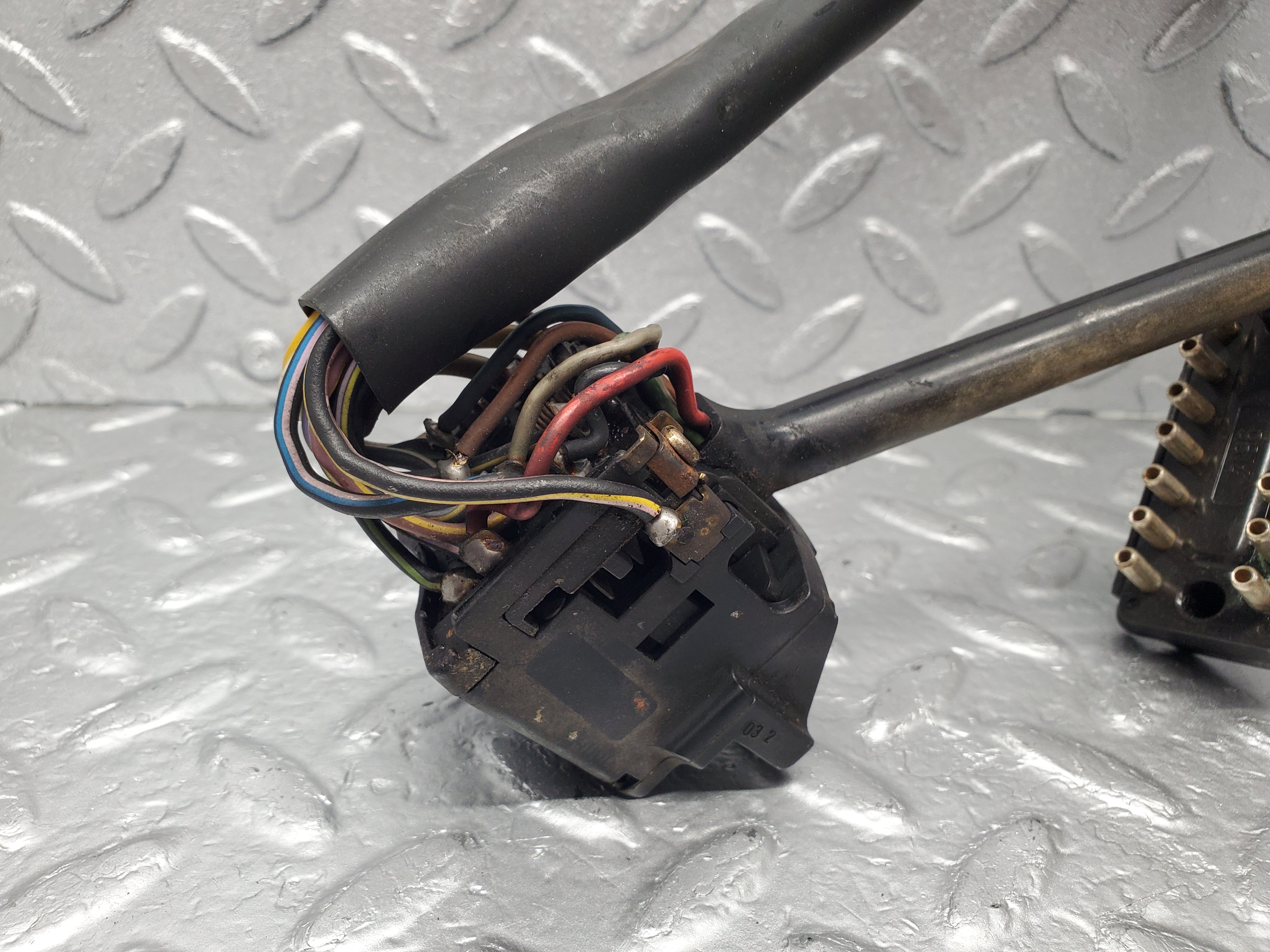 1357 Mercedes-Benz V123 240D Indicator Wiper Stalk