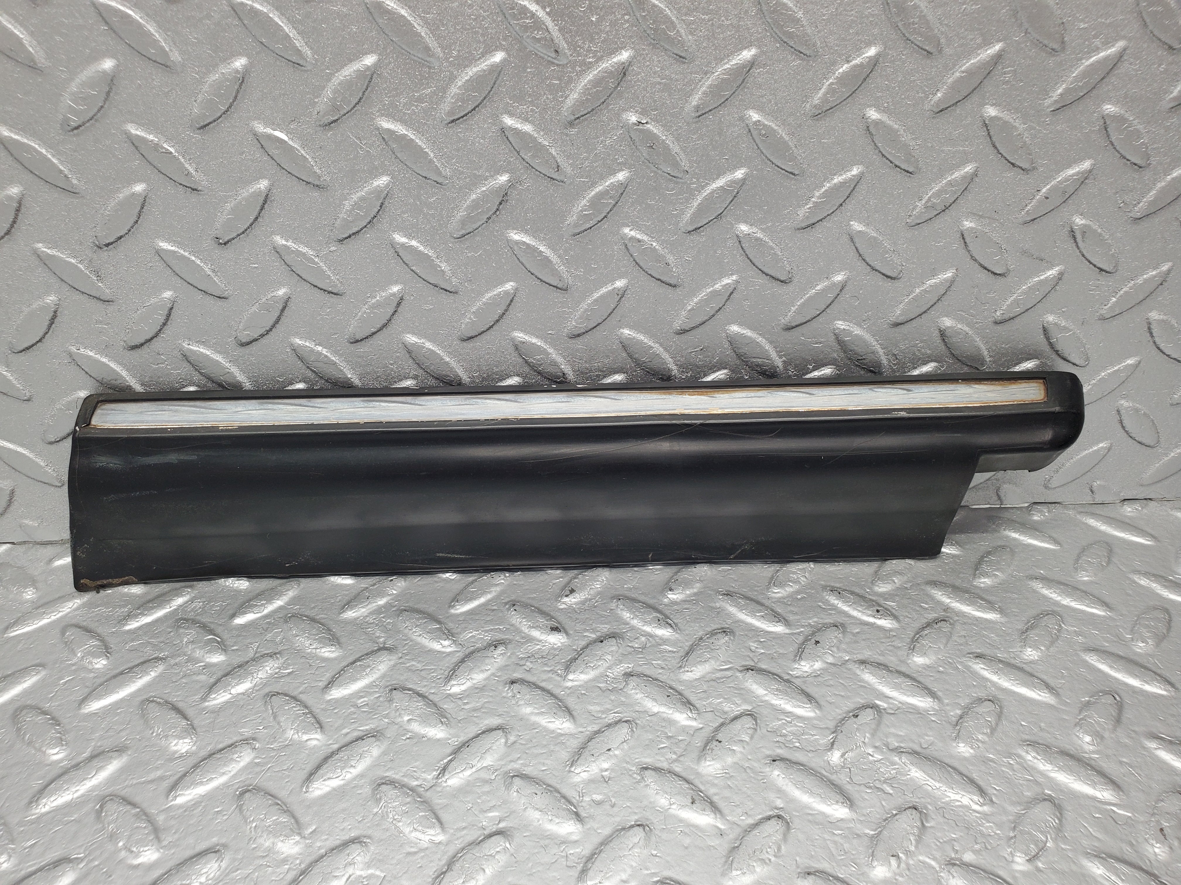 1360 Mercedes-Benz V123 240D LWB Rear Left Lower Moulding Trim