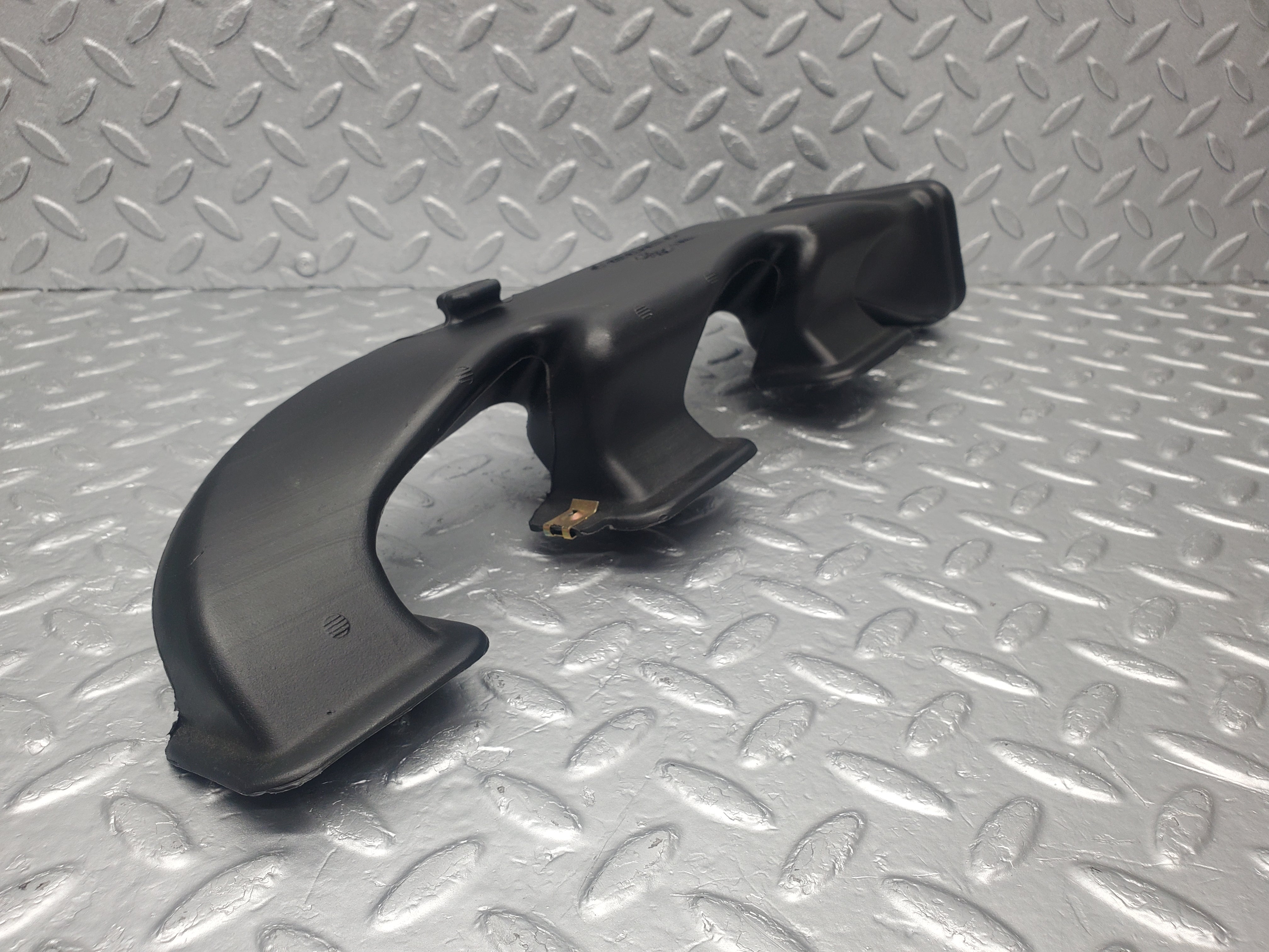 1504 Mercedes-Benz W220 S430 Air Duct Pipe 2208311846