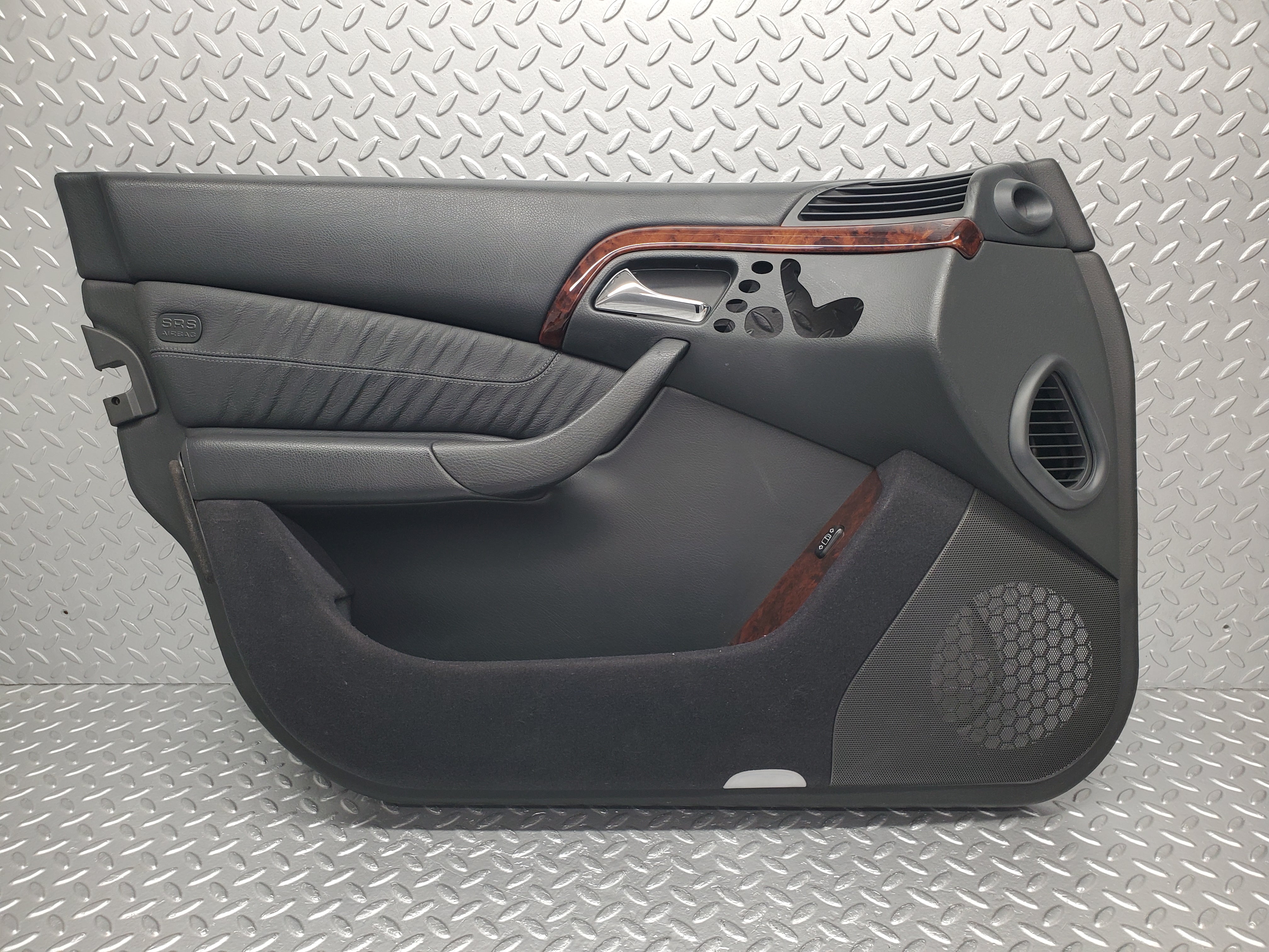 1570 Mercedes-Benz W220 S430 Front Left Door Card 2207200770