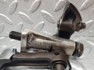 W105 Ponton rocker arms used OEM