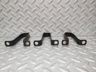 W105 Ponton valve cover support used OEM
