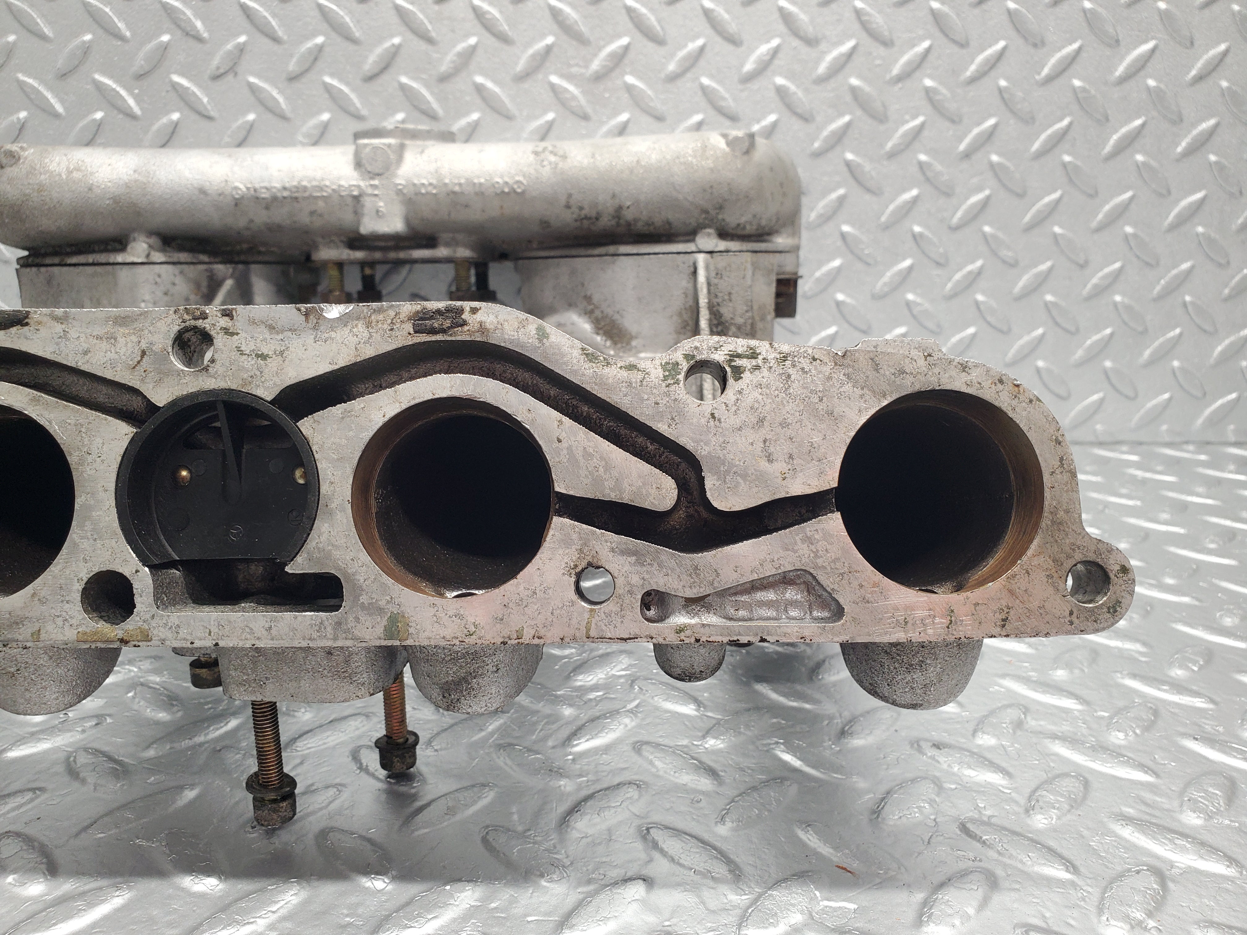 1760 Mercedes-Benz W123 230E Intake Manifold 1021411190
