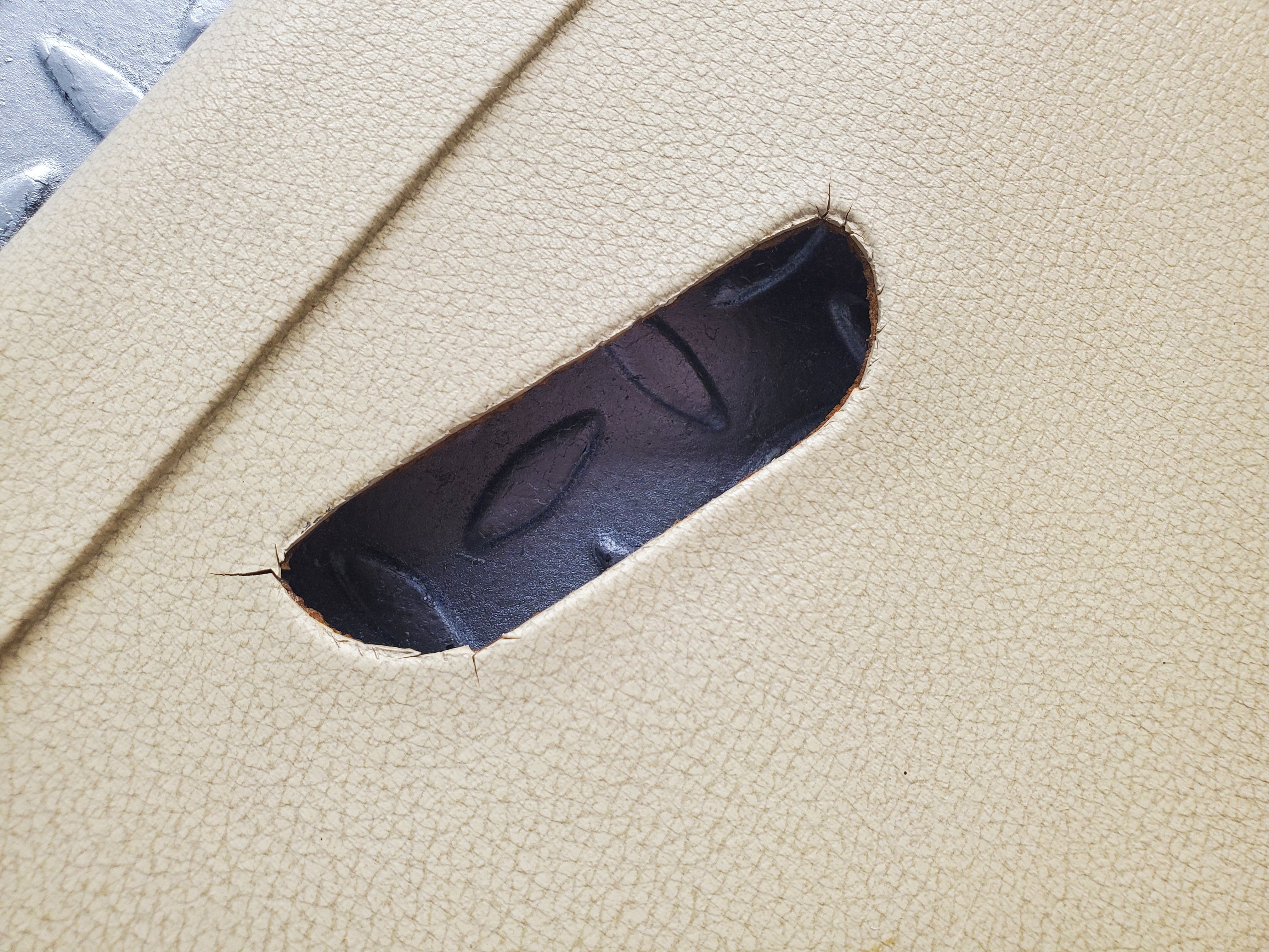 1785 Mercedes-Benz W116 350SE C Pillar Panel Trim Left