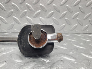 W108 door handle rear right used OEM