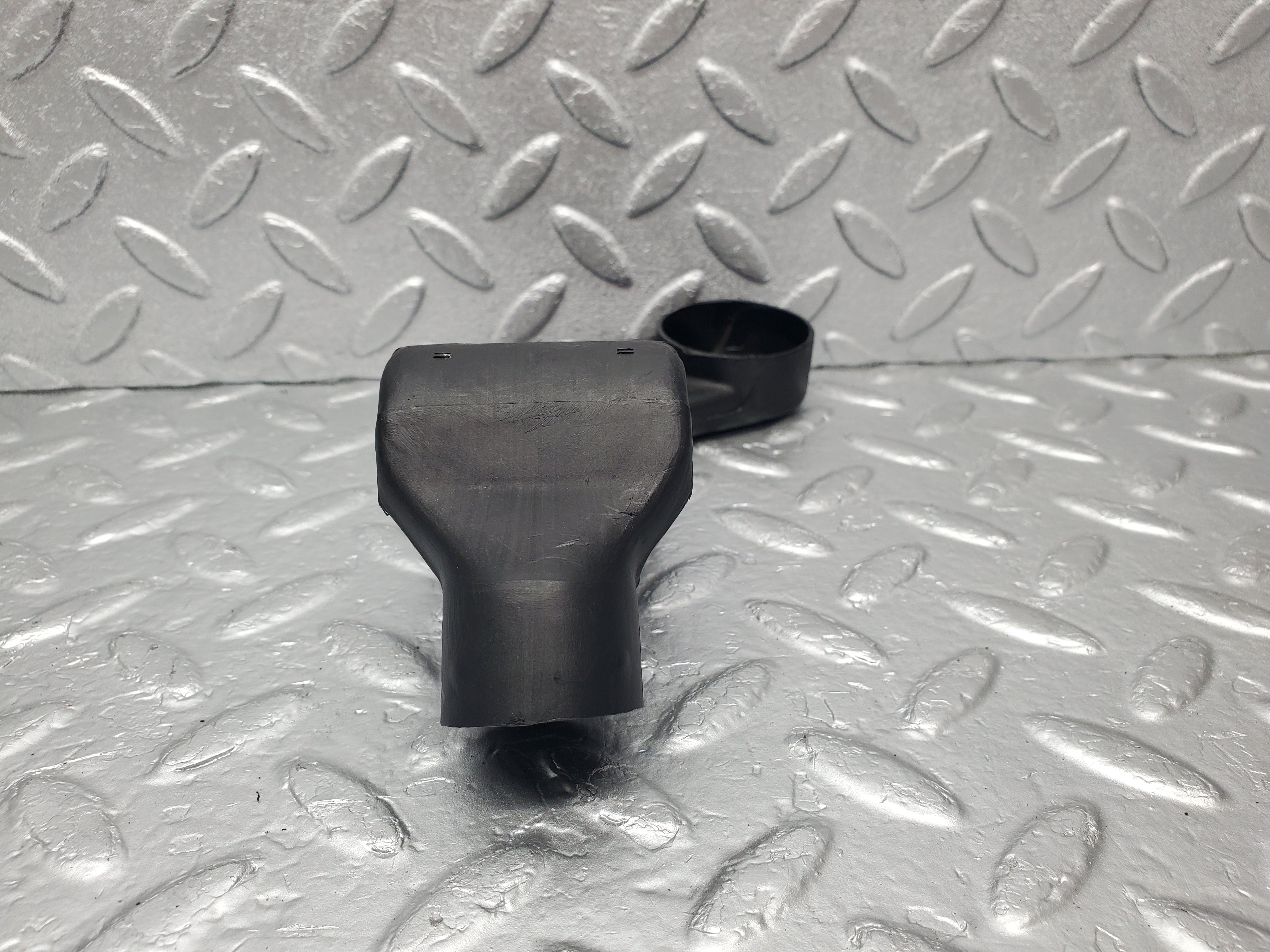 1828 Mercedes-Benz W220 S430 Ecu Cooling Fan Motor Pipe 10800504780