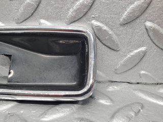 W108 door handle chrome frame right used OEM