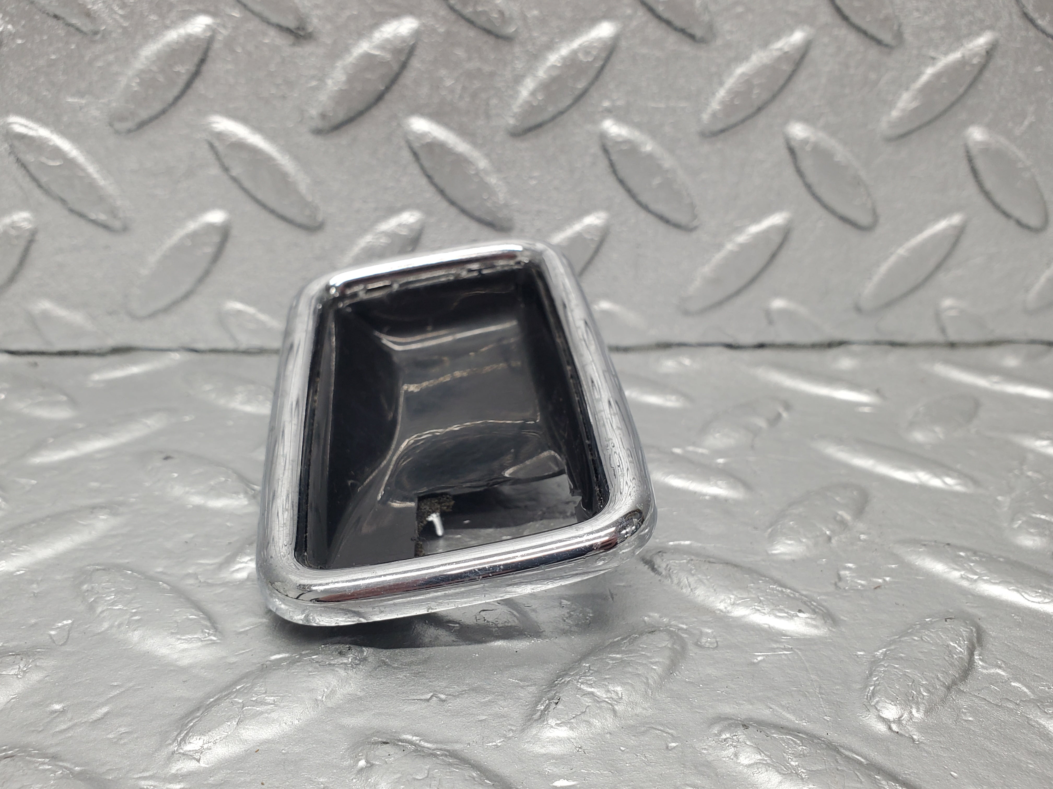 1836 Mercedes-Benz W108 280SE Chrome Frame For Door Handle Right 1087660611
