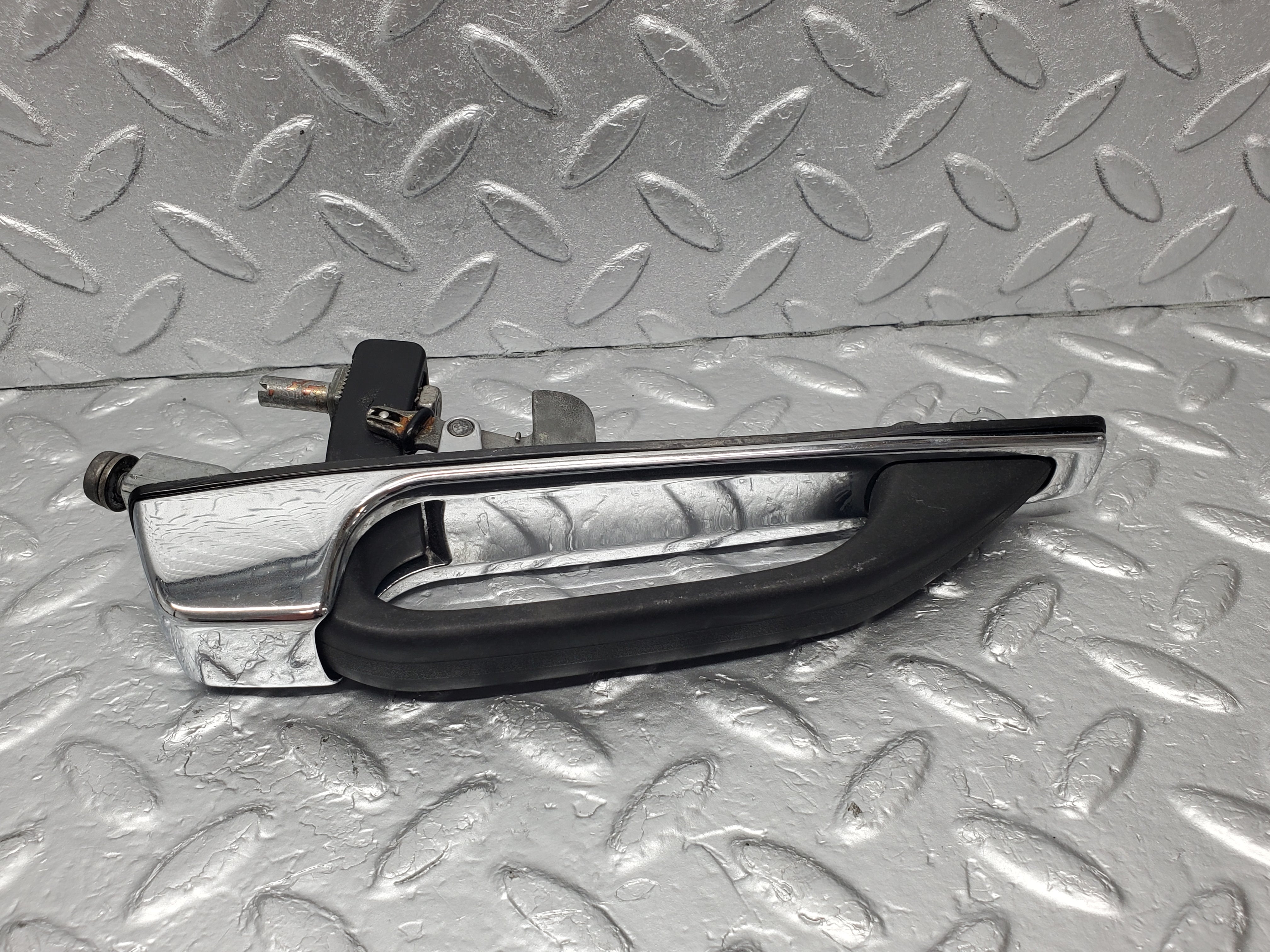 1847 Mercedes-Benz W123 230E Rear Exterior Door Handle 1237600359