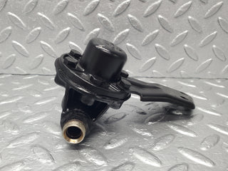 W116 oil pressure damper used OEM