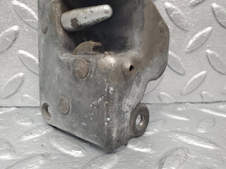 W120 Ponton door lock mechanism left side used OEM