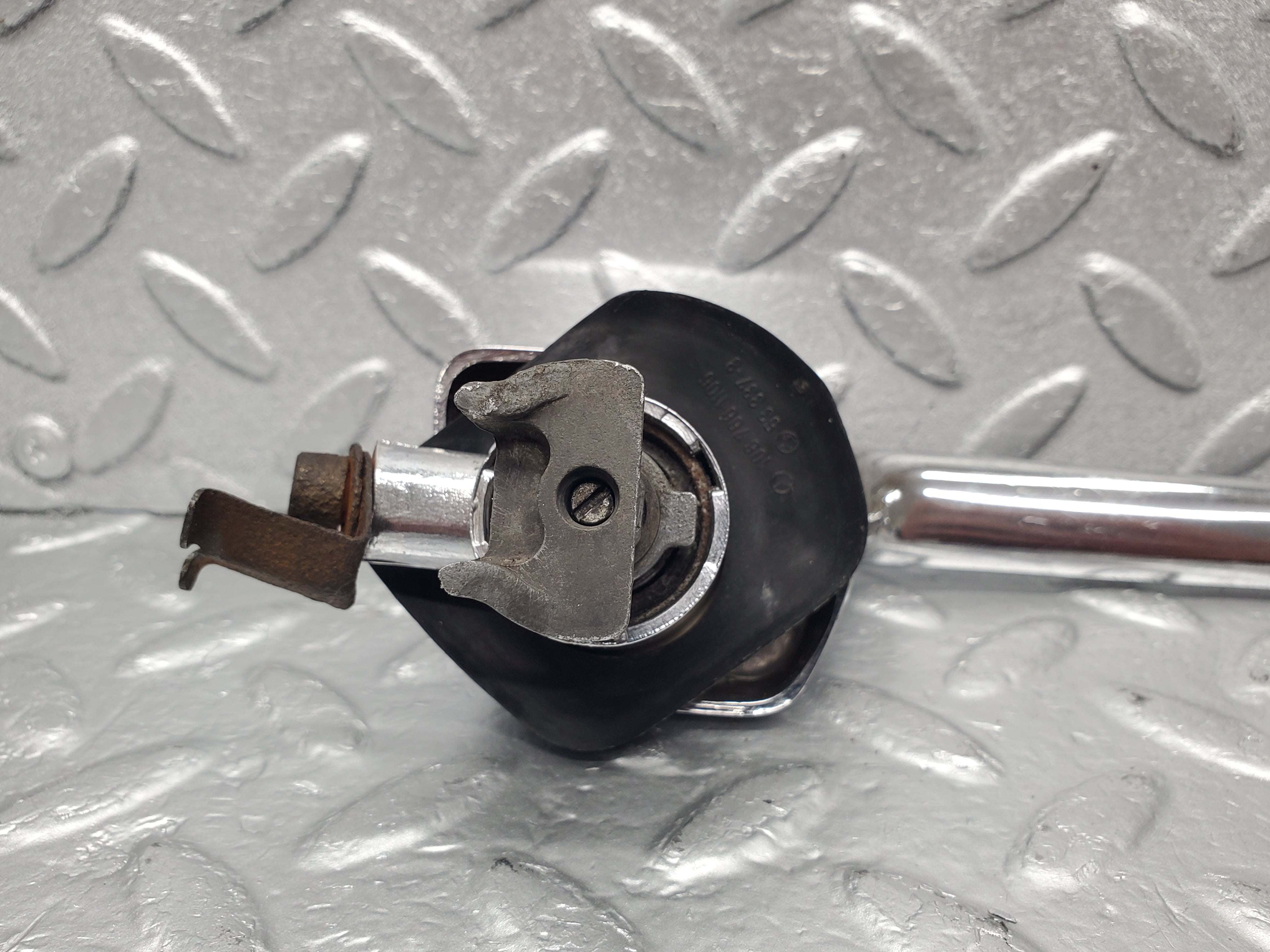 1873 Mercedes-Benz W108 280SE Exterior Door Handle Front Left No Key 1087661301
