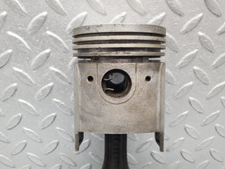 W105 Ponton piston with connecting rod used OEM
