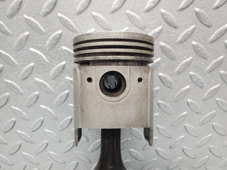 W105 Ponton piston with connecting rod used OEM