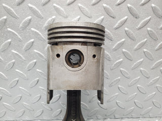 W105 Ponton piston with connecting rod used OEM