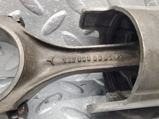W105 Ponton piston with connecting rod used OEM
