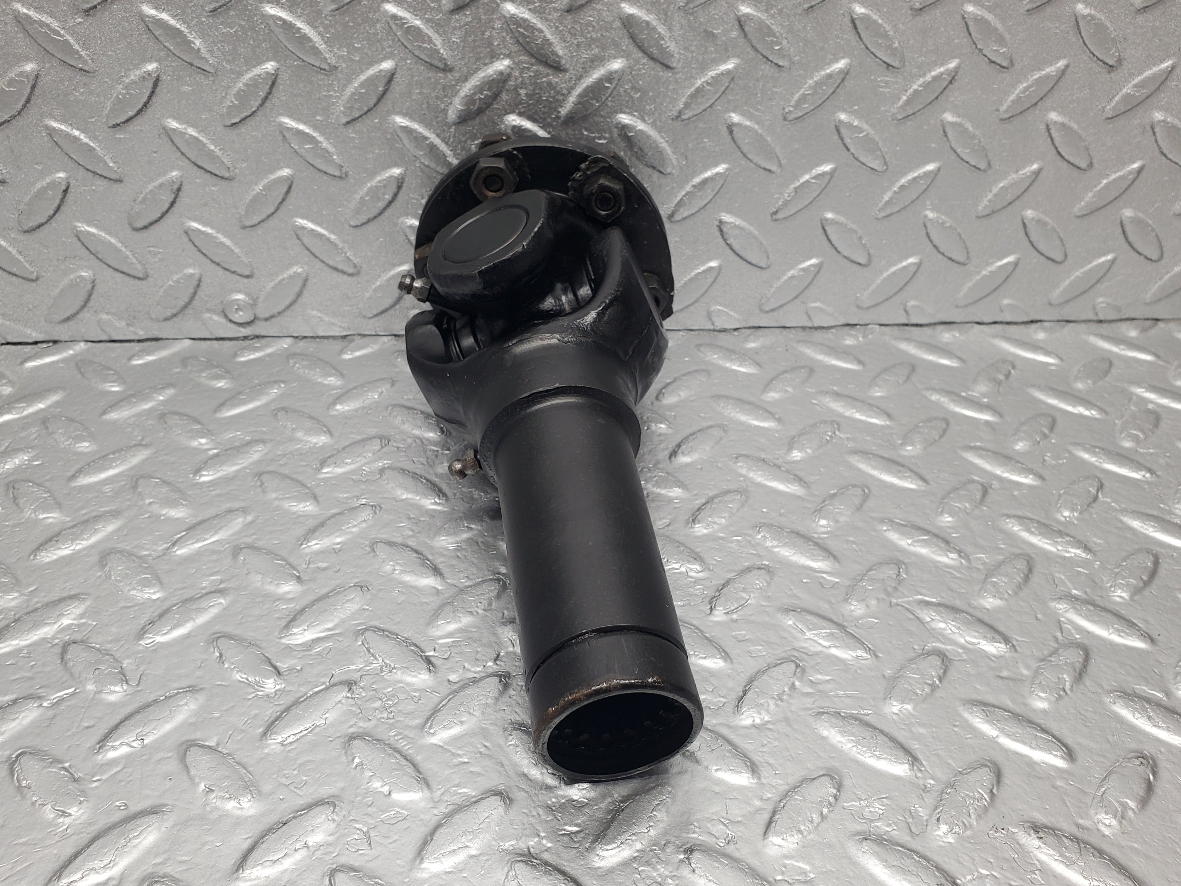 1990 Mercedes-Benz W120 Ponton Differential Joint
